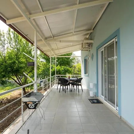 Nature View Detached House With Garden In Apartamento *